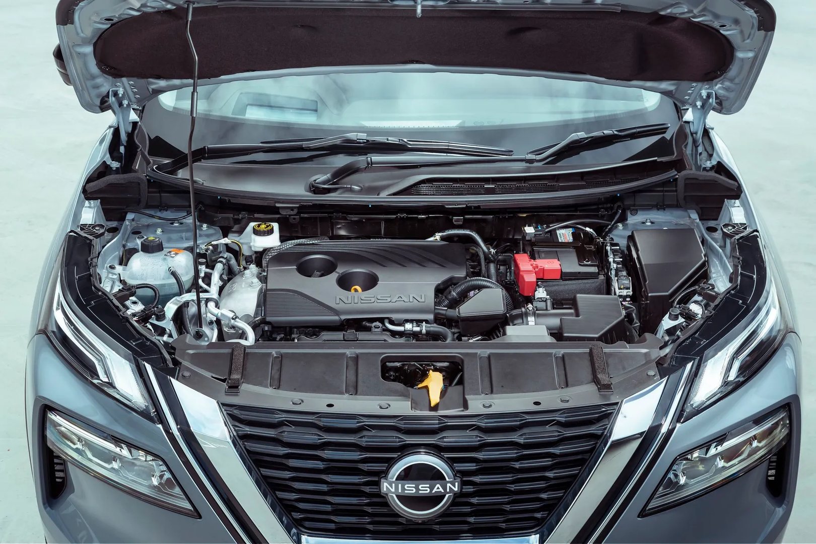 Nissan_X-Trail_4_generation__SUV_5-doors__10.jpg
