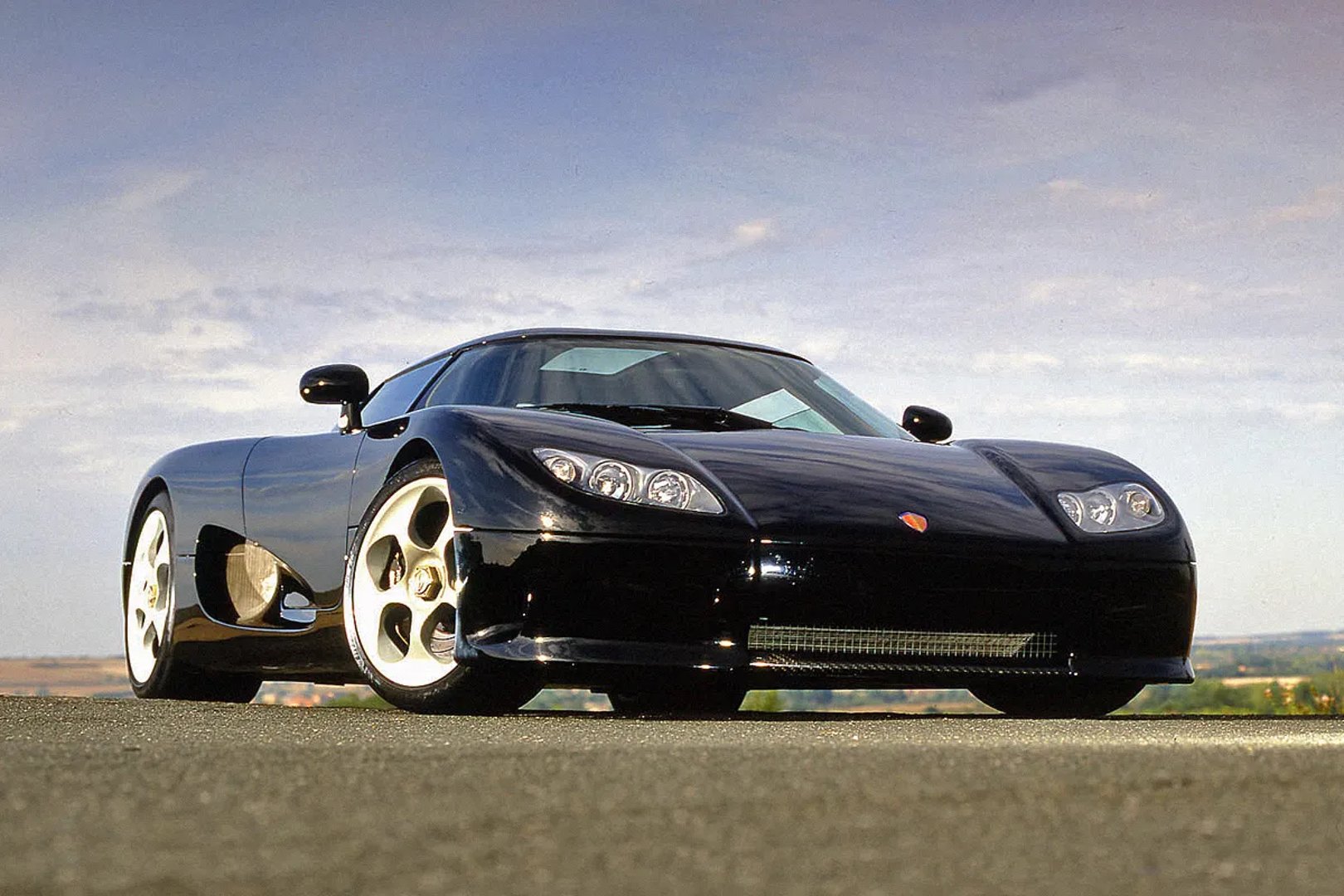 Koenigsegg_CC8S_1_generation__Coupe__2.jpg
