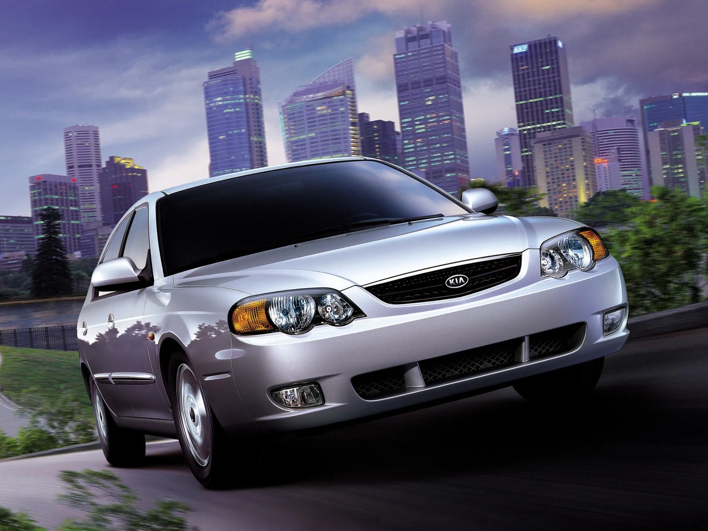Kia_Shuma_2_generation__Liftback__2.jpg