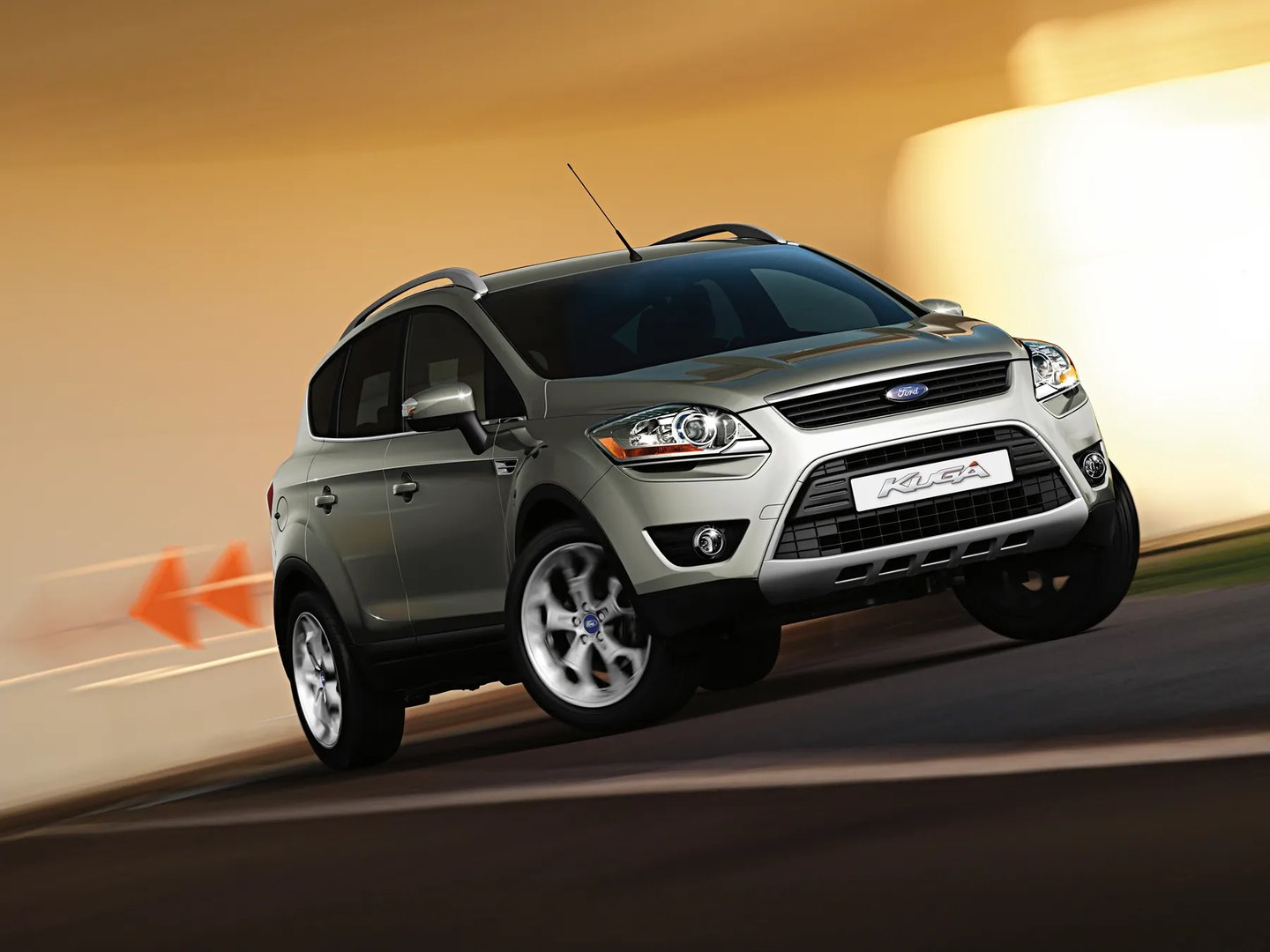 Ford_Kuga_1_generation__SUV_5-doors__11.jpg