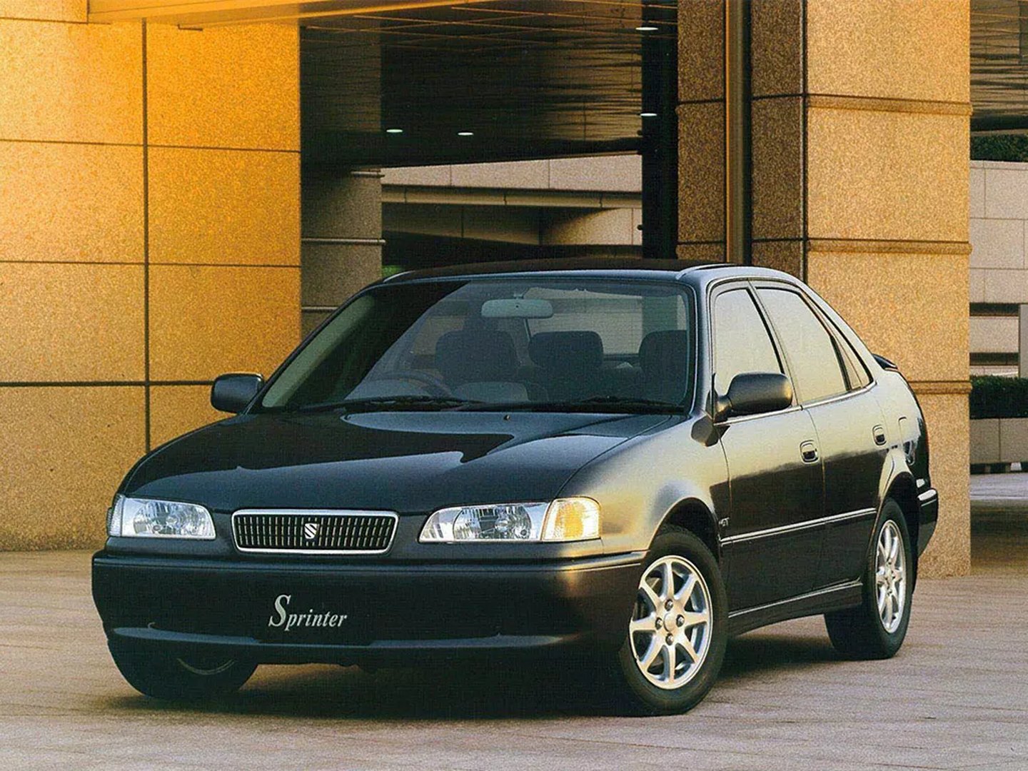 Toyota_Sprinter_8_generation__Sedan__1.jpg