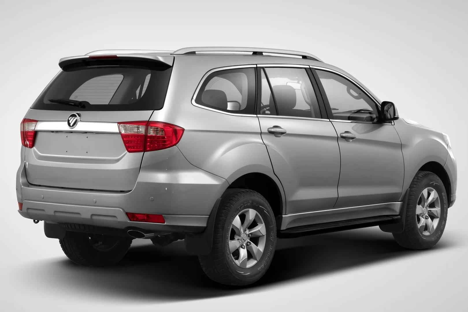 Foton_Sauvana_1_generation__SUV_5-doors__1.jpg
