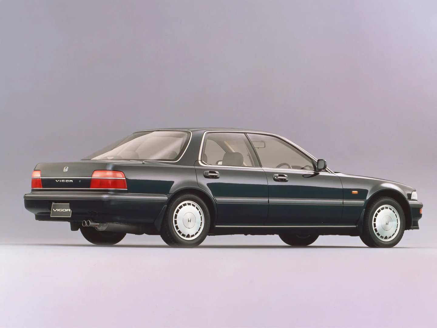 Honda_Vigor_3_generation__Sedan__6.jpg