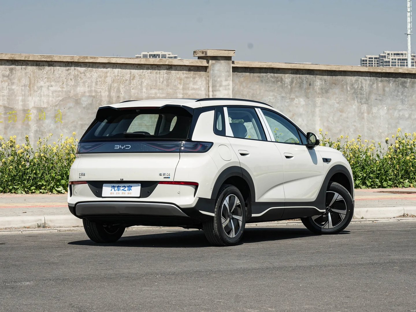 byd_Sealion_05_1_generation__SUV_5-doors__10.jpg