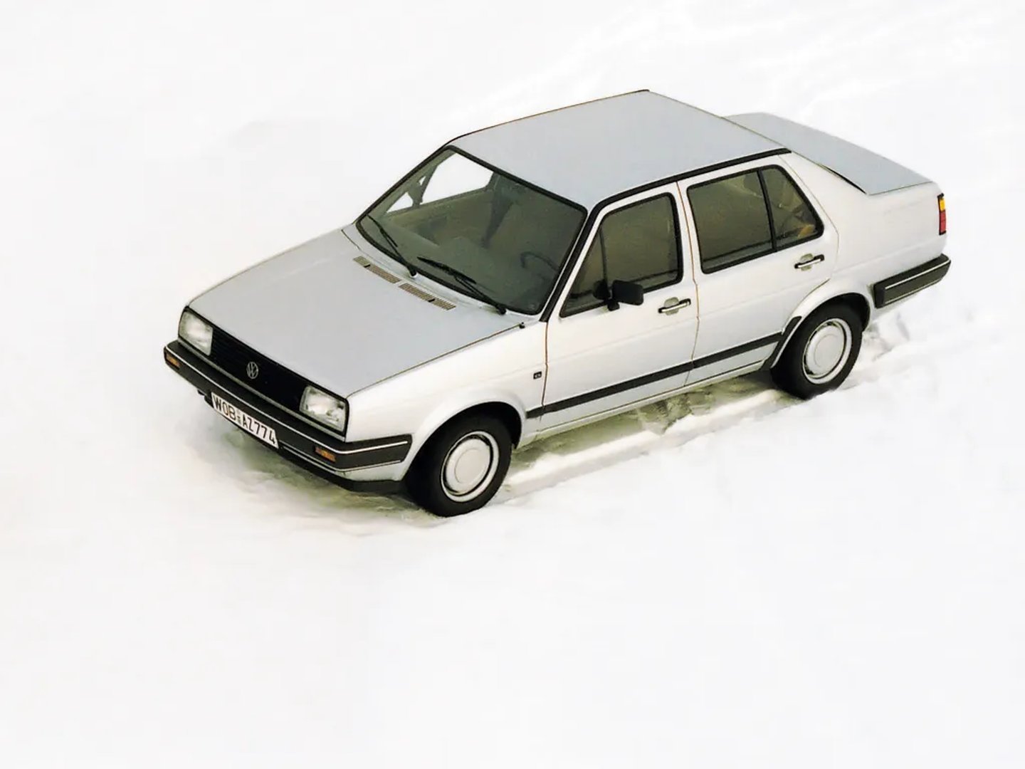 Volkswagen_Jetta_2_generation__Sedan__9.jpg