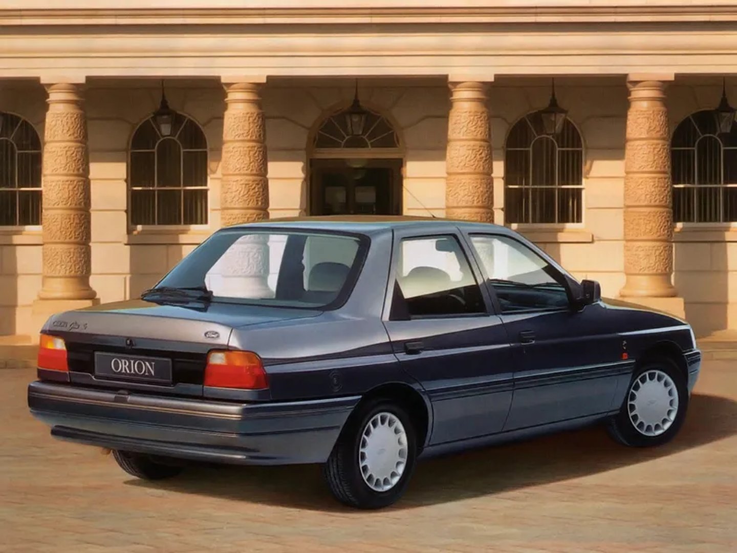 Ford_Orion_3_generation__Sedan__2.jpg