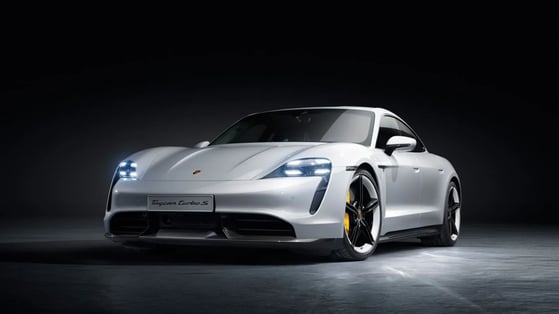 Porsche Taycan Turbo S Cross Turismo