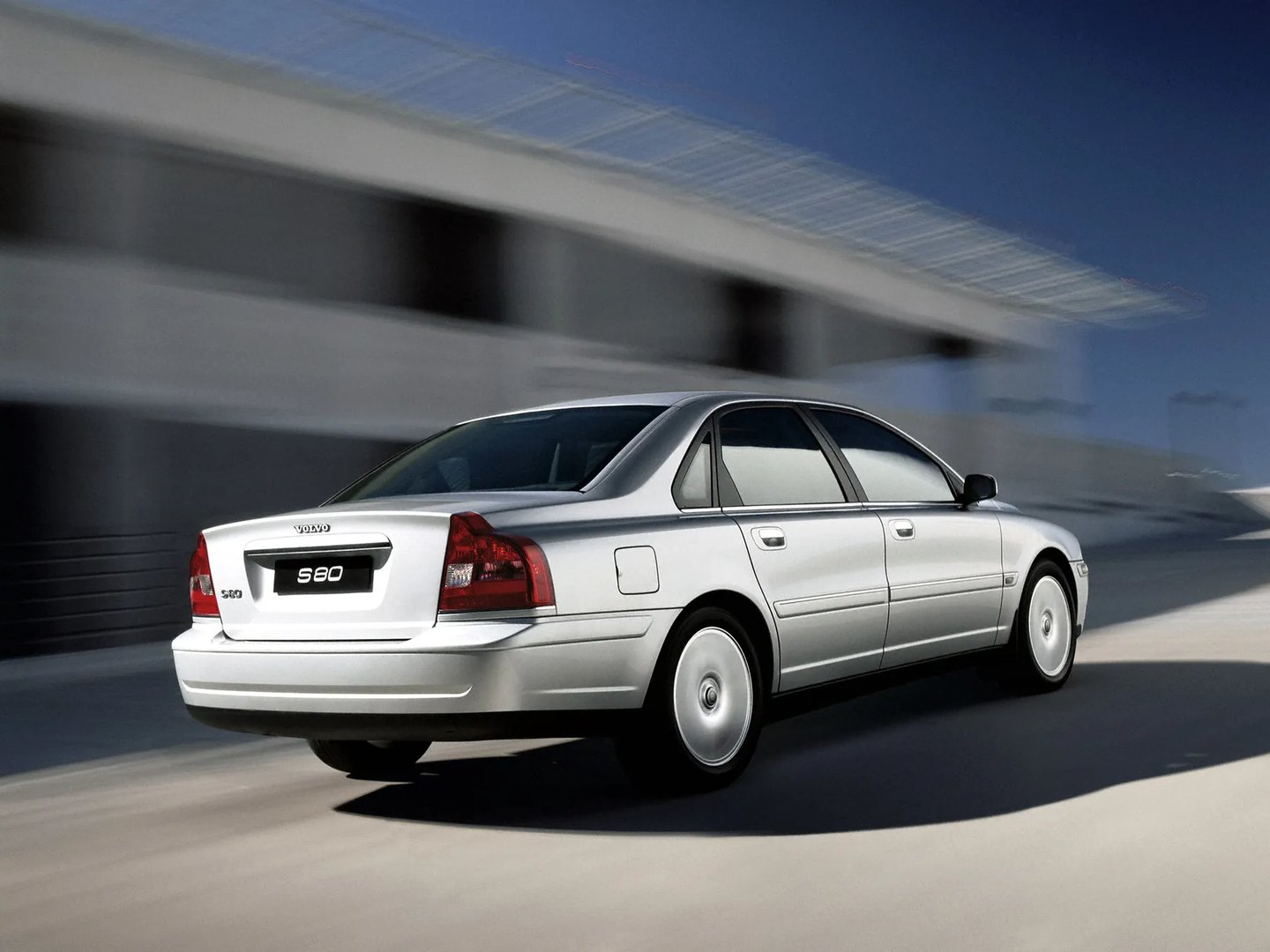 Volvo_S80_1_generation_restyling__Sedan__10.jpg