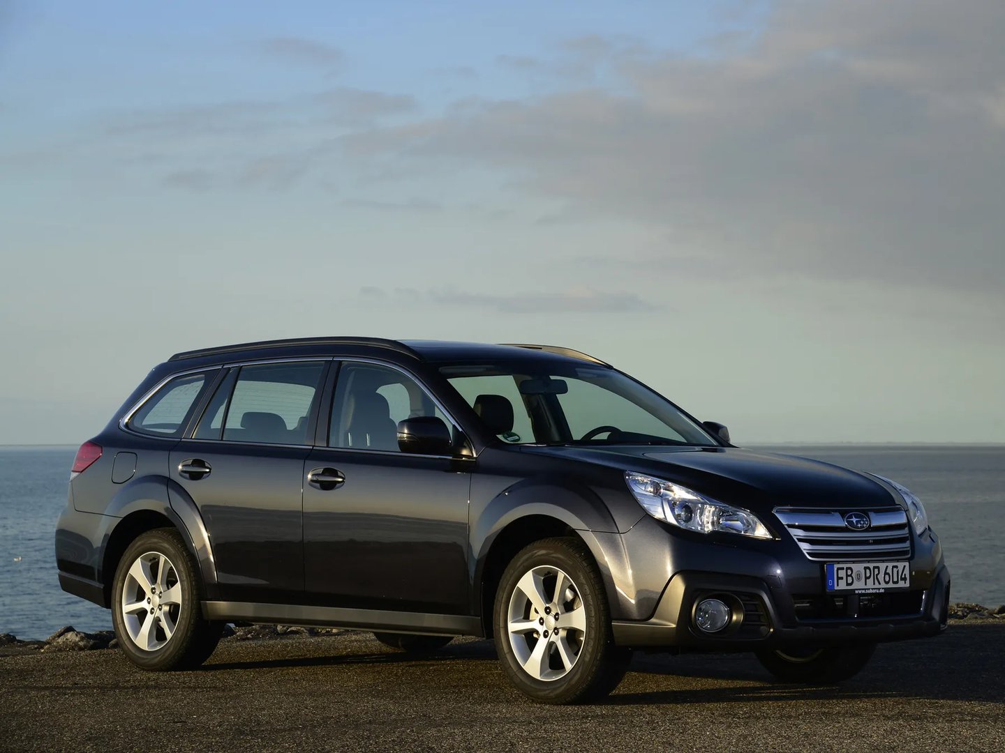 Subaru_Outback_4_generation_restyling__Estate_5-door__5.jpg