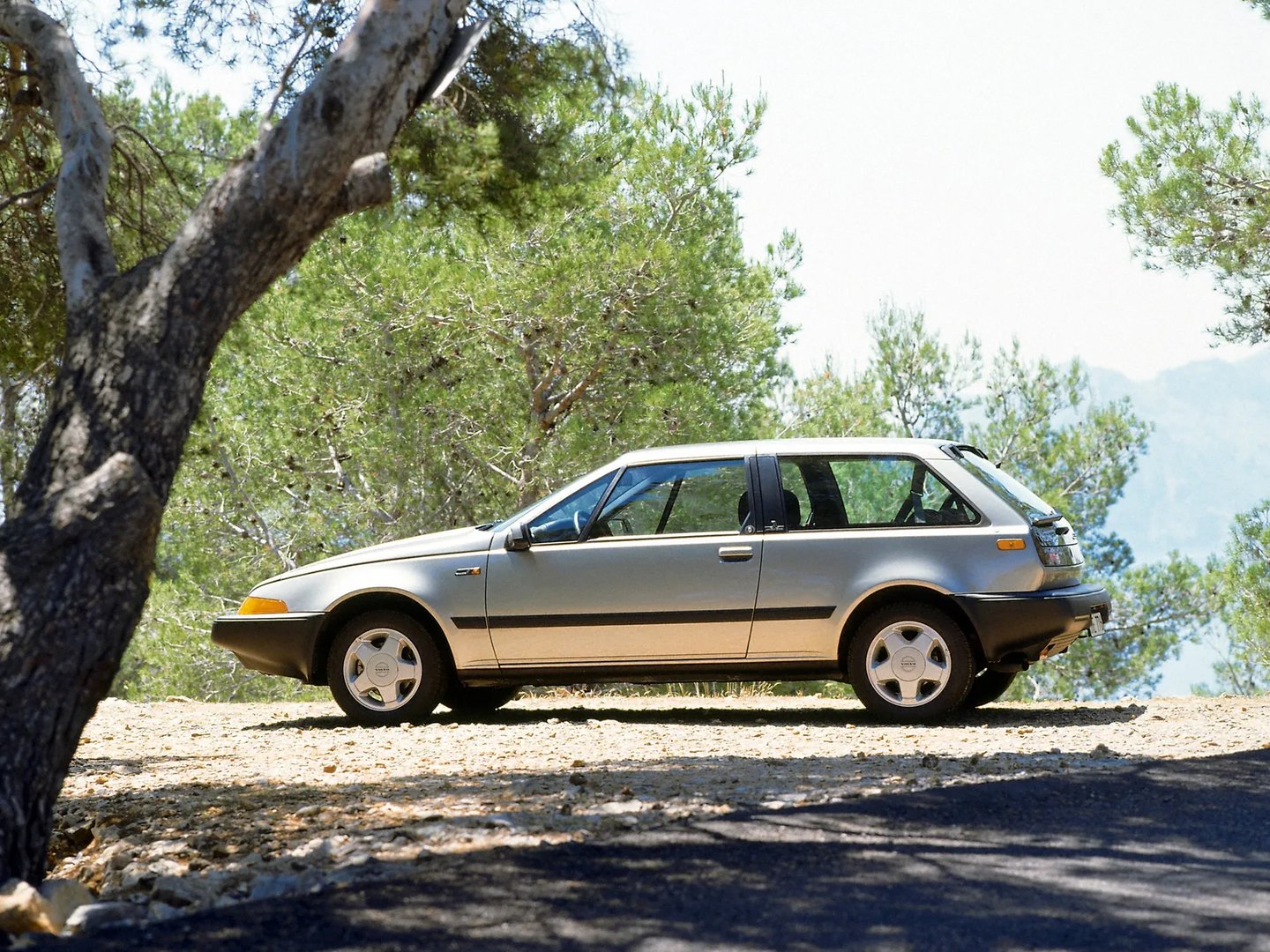 Volvo_480_1_generation__Coupe__8.jpg