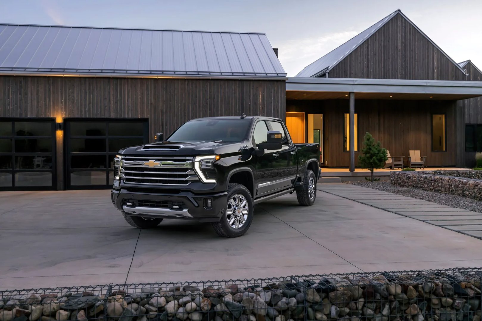 Chevrolet_Silverado_4_generation_restyling_1__Pickup_double-cab__1.jpg