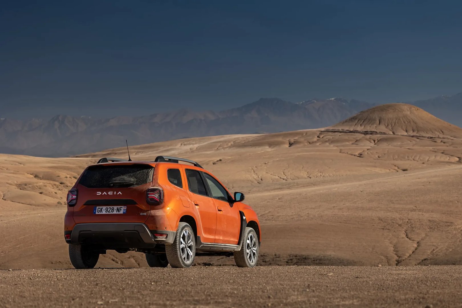 Dacia_Duster_2_generation_restyling_2__SUV_5-doors__9.jpg