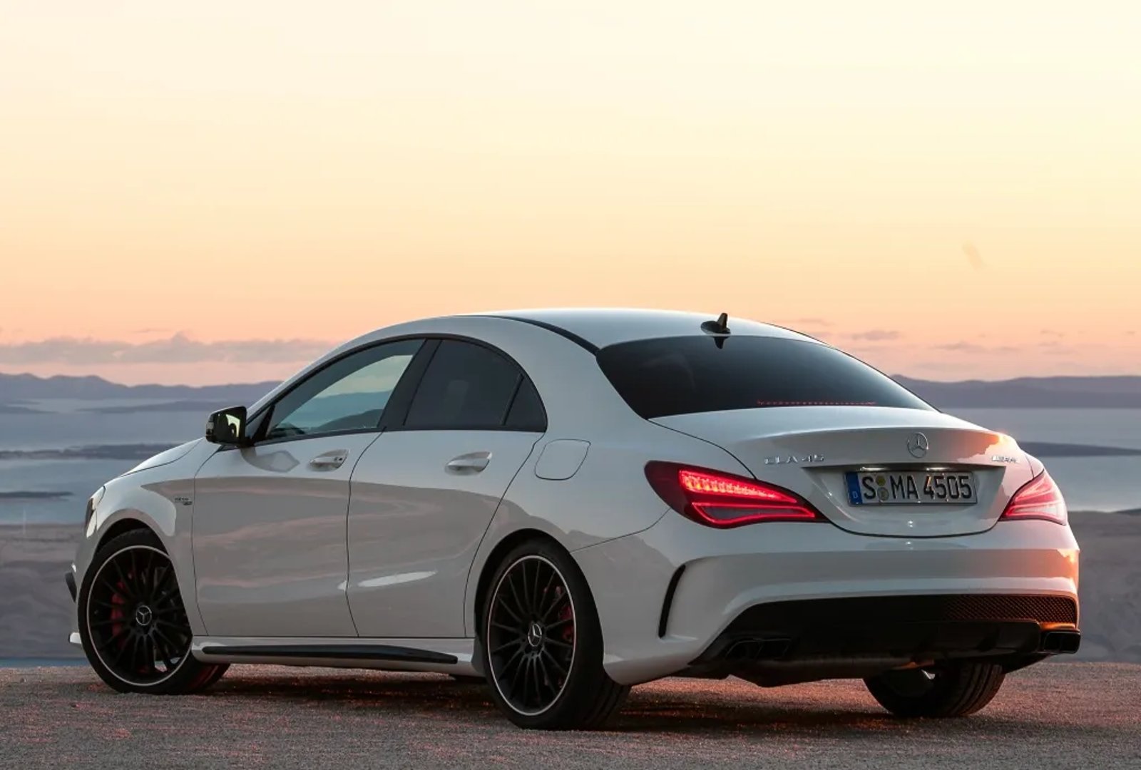 Mercedes_CLA_AMG_1_generation__Sedan__11.jpg