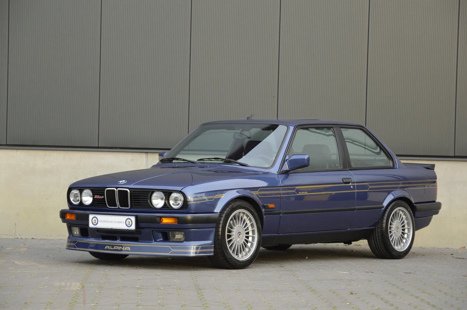 Alpina_B3_1_generation__Coupe__7.jpg