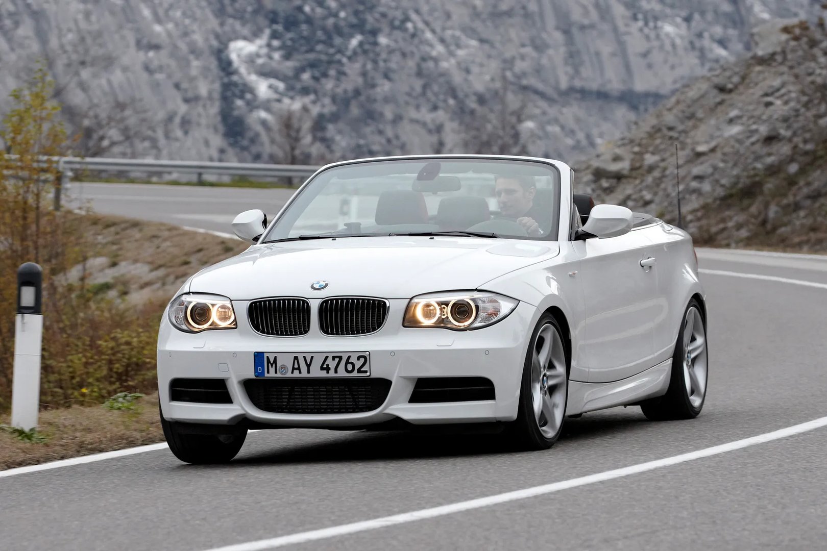 BMW 1 series 1 generation, restyling 2  Cabrio