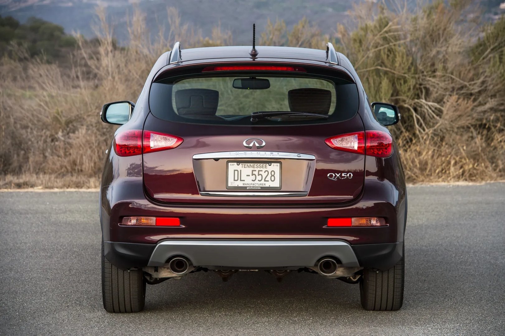 Infiniti_QX50_1_generation_restyling__SUV_5-doors__5.jpg