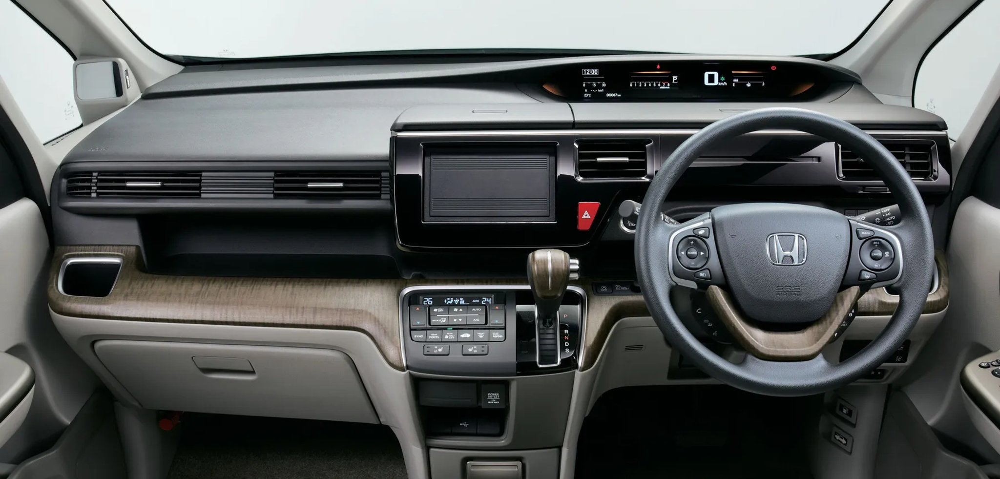 Honda_Stepwgn_5_generation_restyling__Minivan__8.jpg