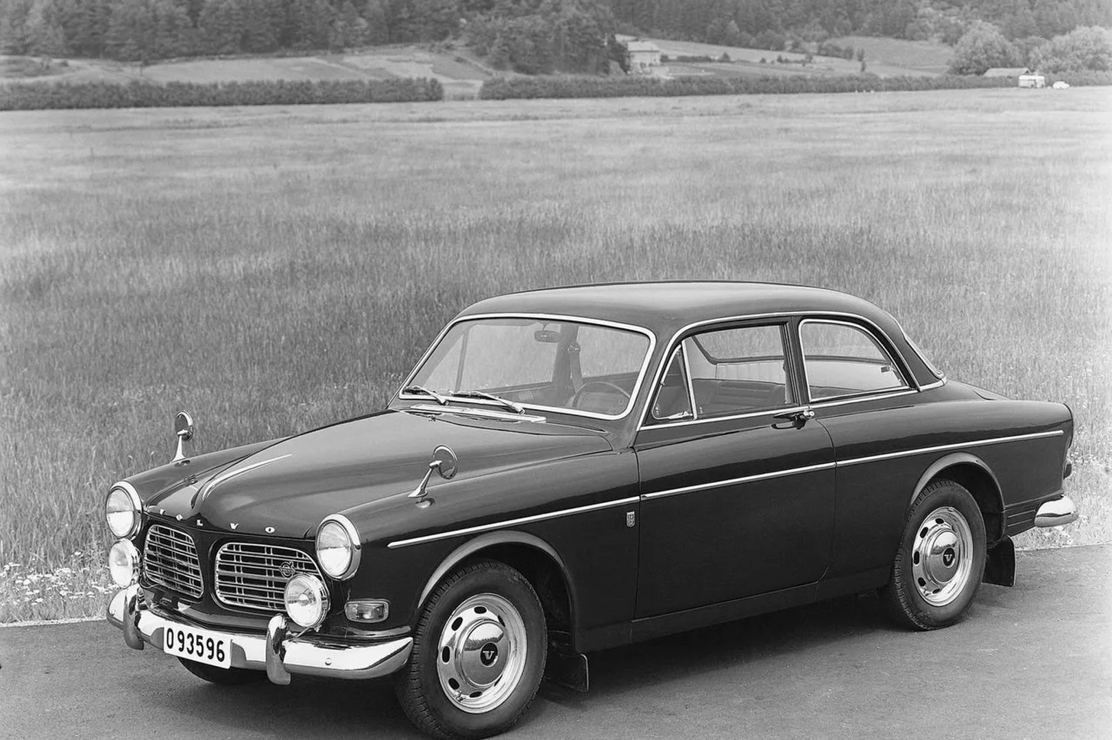 Volvo_120_Series_1_generation__Coupe__2.jpg