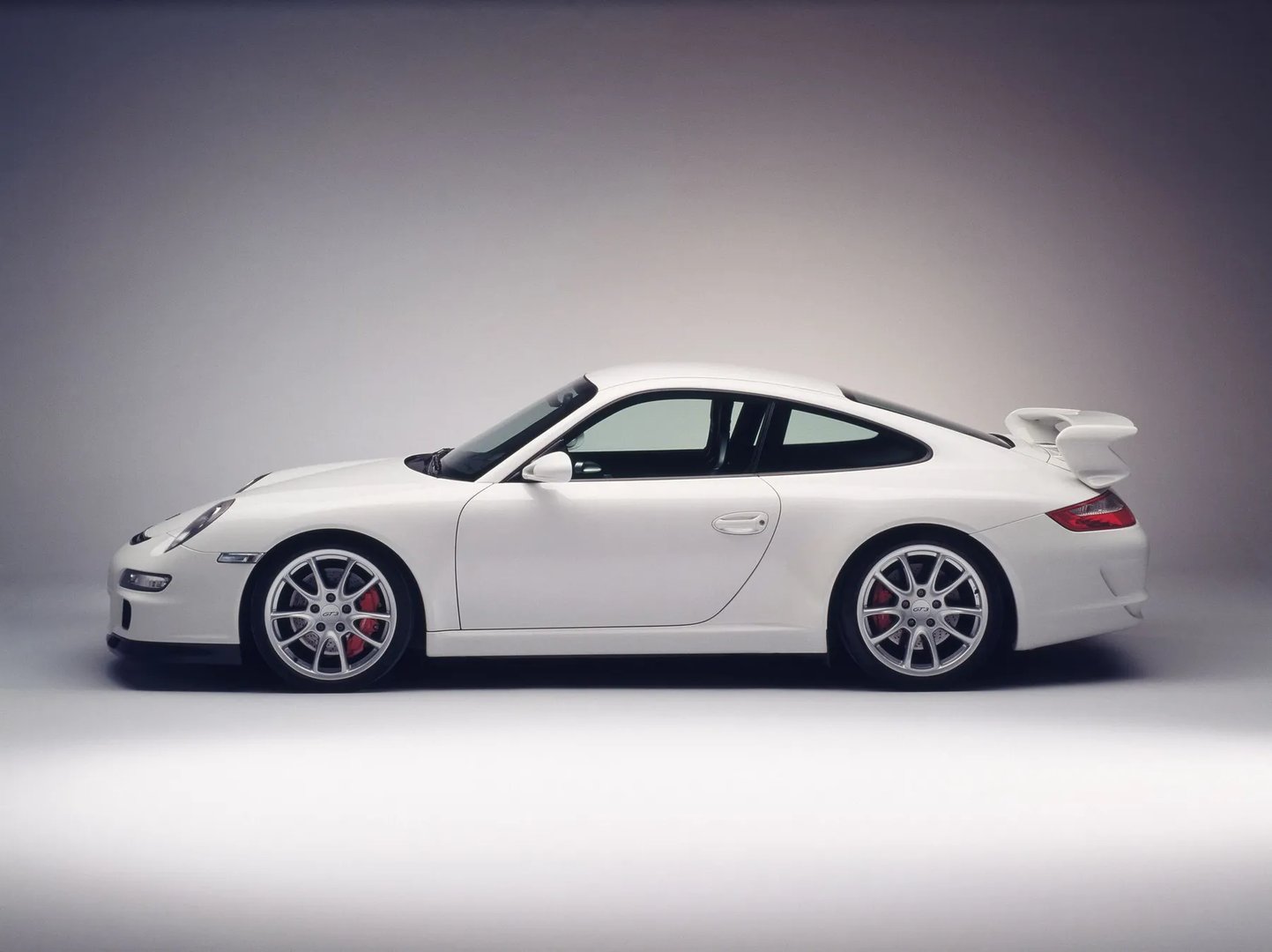 Porsche_911_GT3_2_generation__Coupe__10.jpg