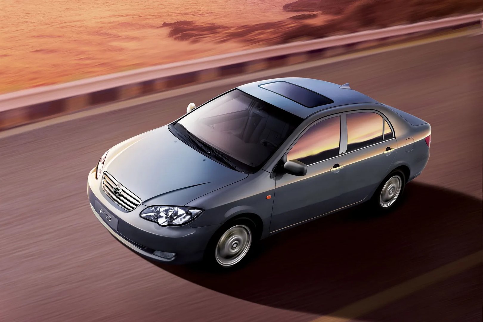 BYD_F3_1_generation__Sedan__8.jpg