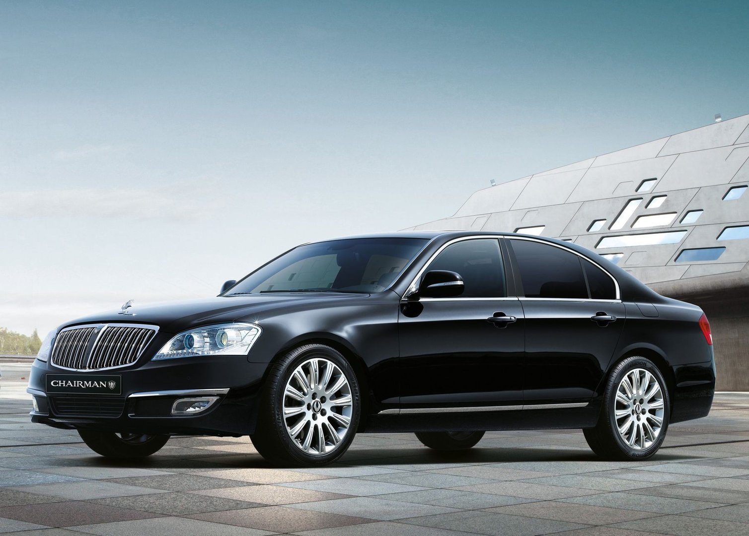 ssangyong_Chairman_2_generation__Sedan__1.jpg