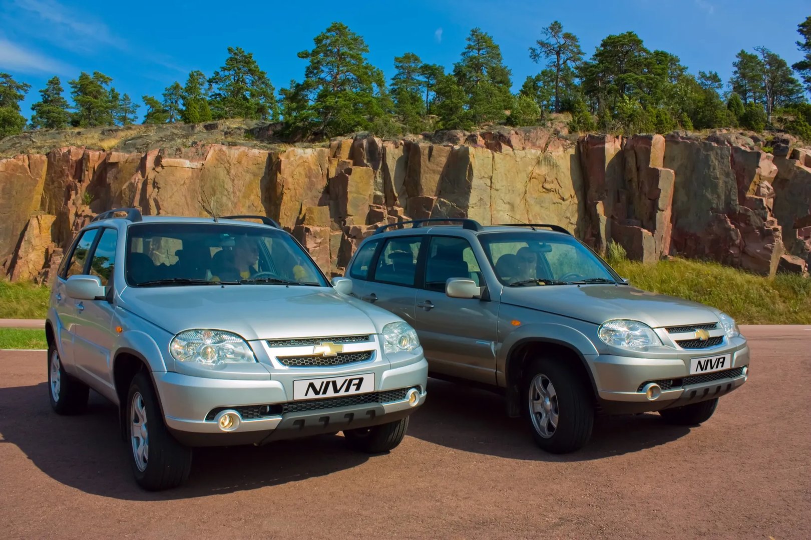 Chevrolet_Niva_1_generation_restyling__SUV_5-doors__11.jpg