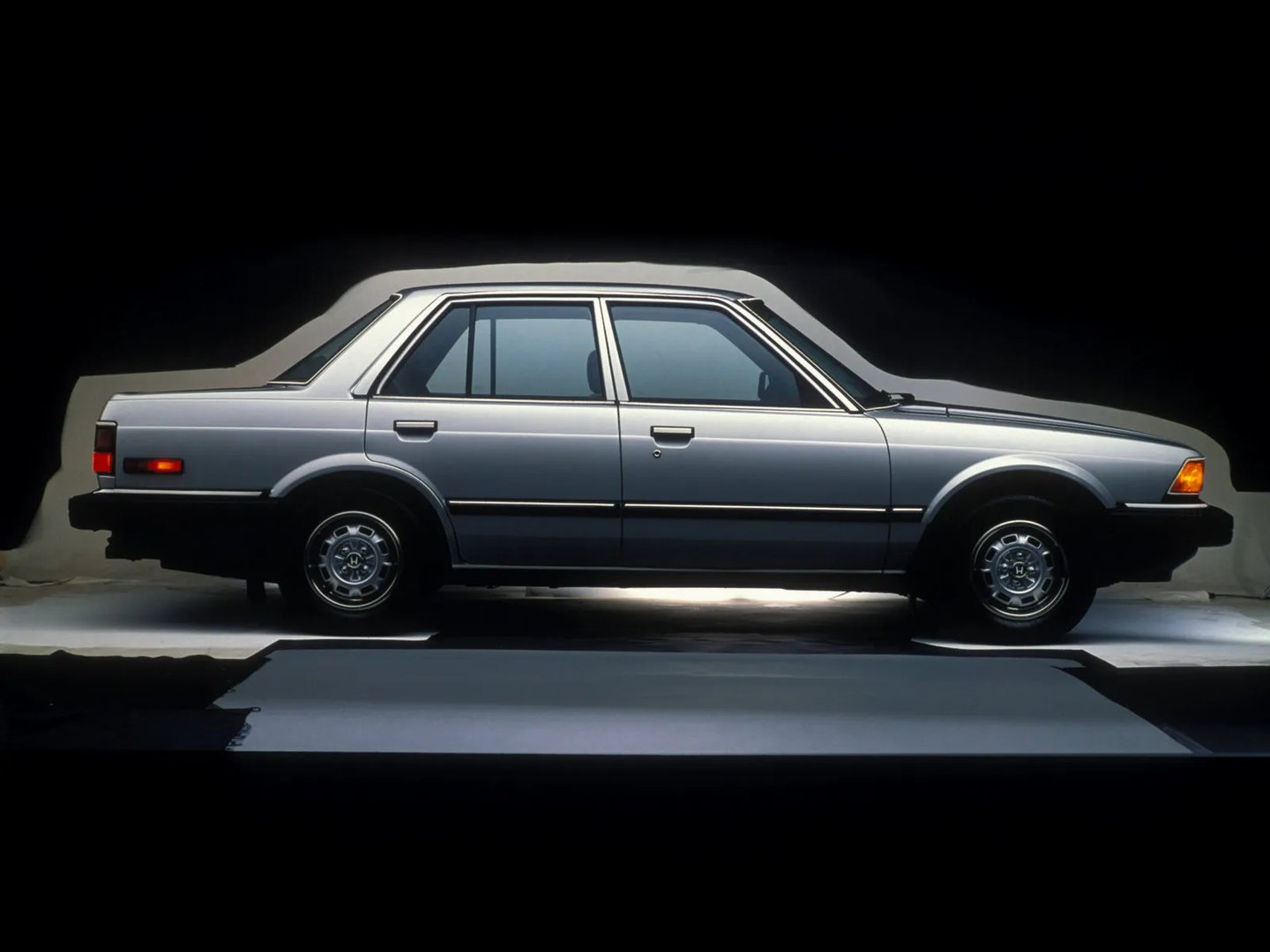 Honda_Accord_2_generation__Sedan__4.jpg