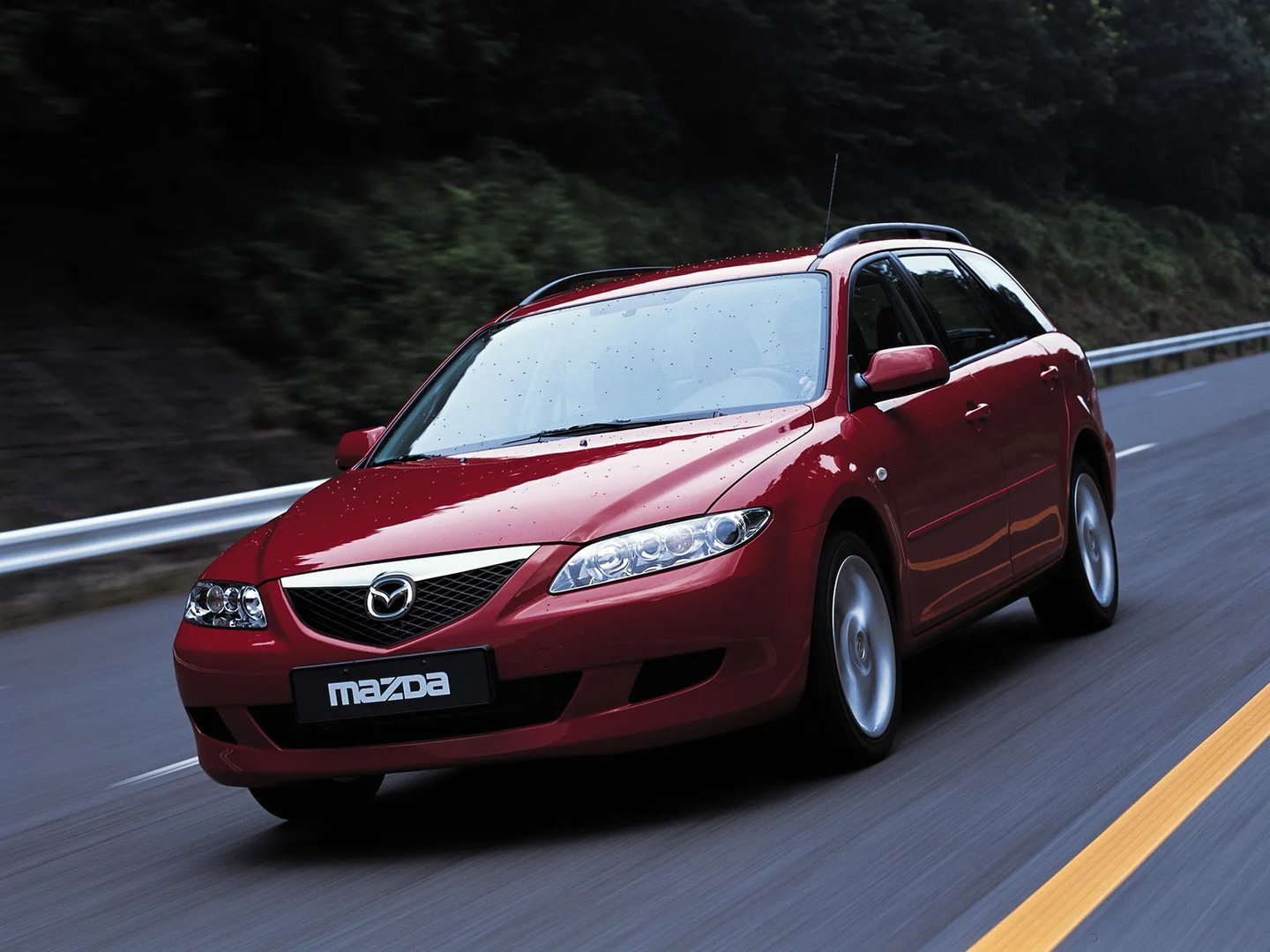 Mazda_6_1_generation__Estate_5-door__7.jpg