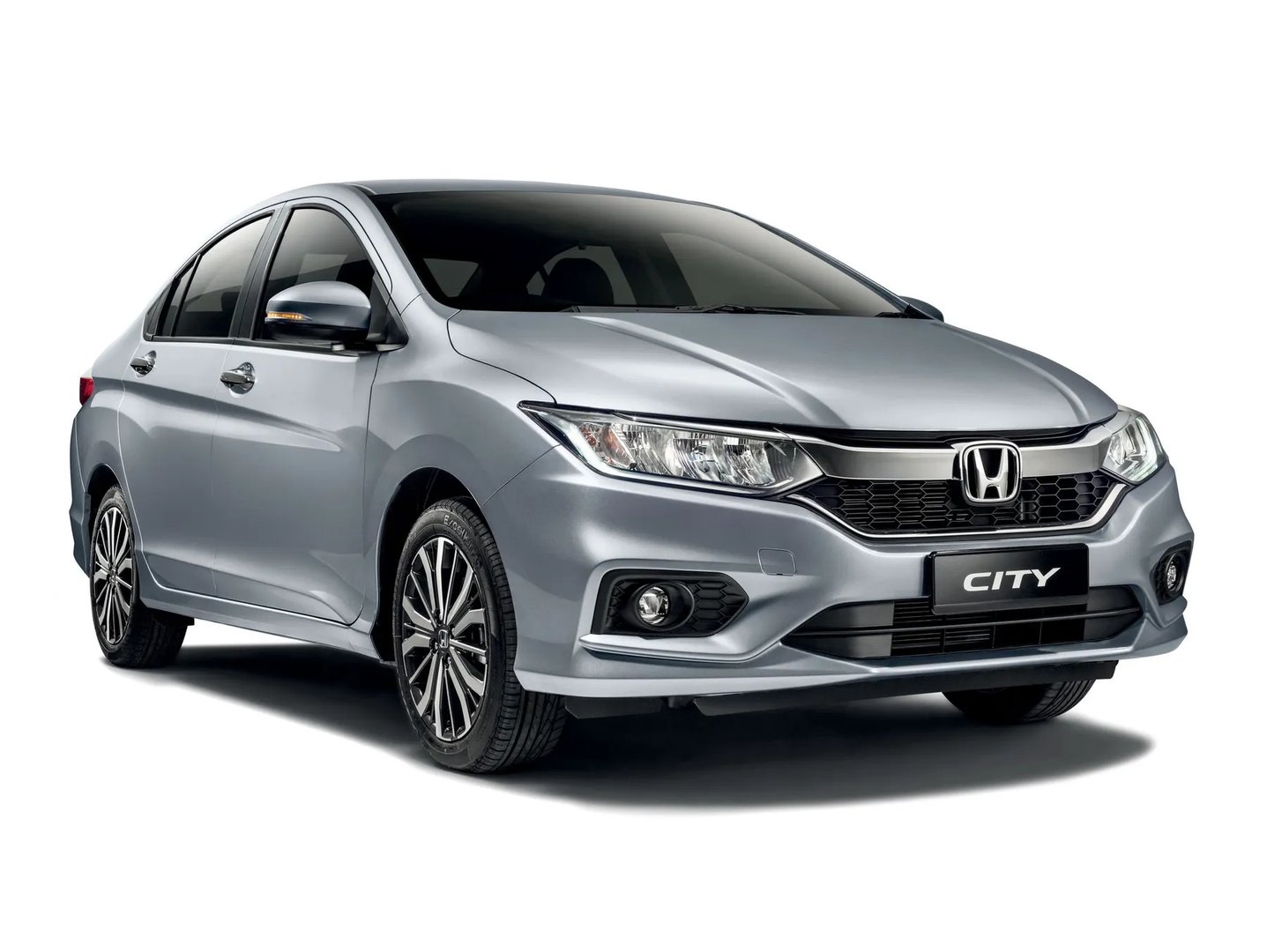 6 generation, restyling 
