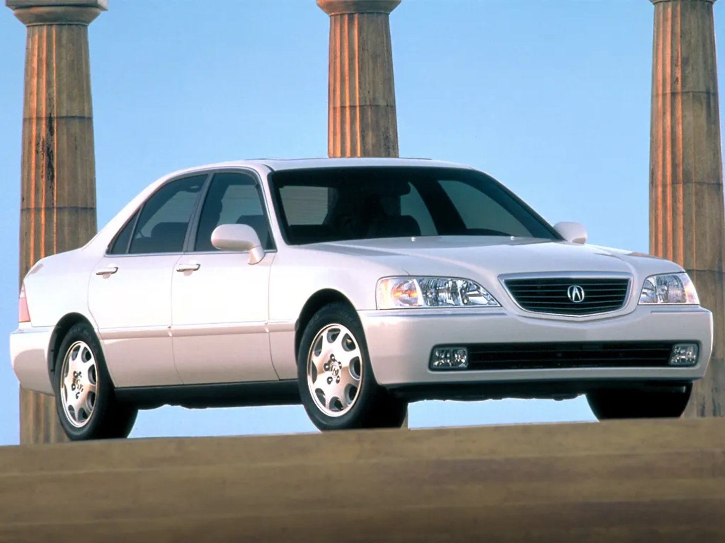Acura_RL_1_generation_restyling__Sedan__1.jpg