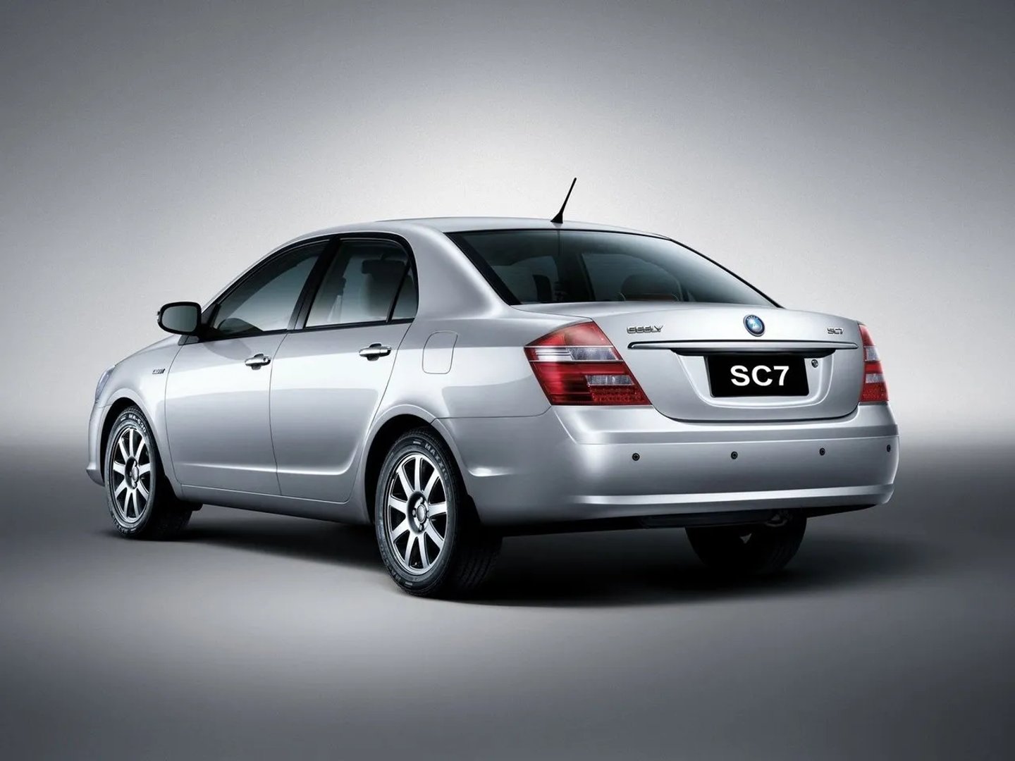 Geely_SC7_1_generation__Sedan__4.jpg
