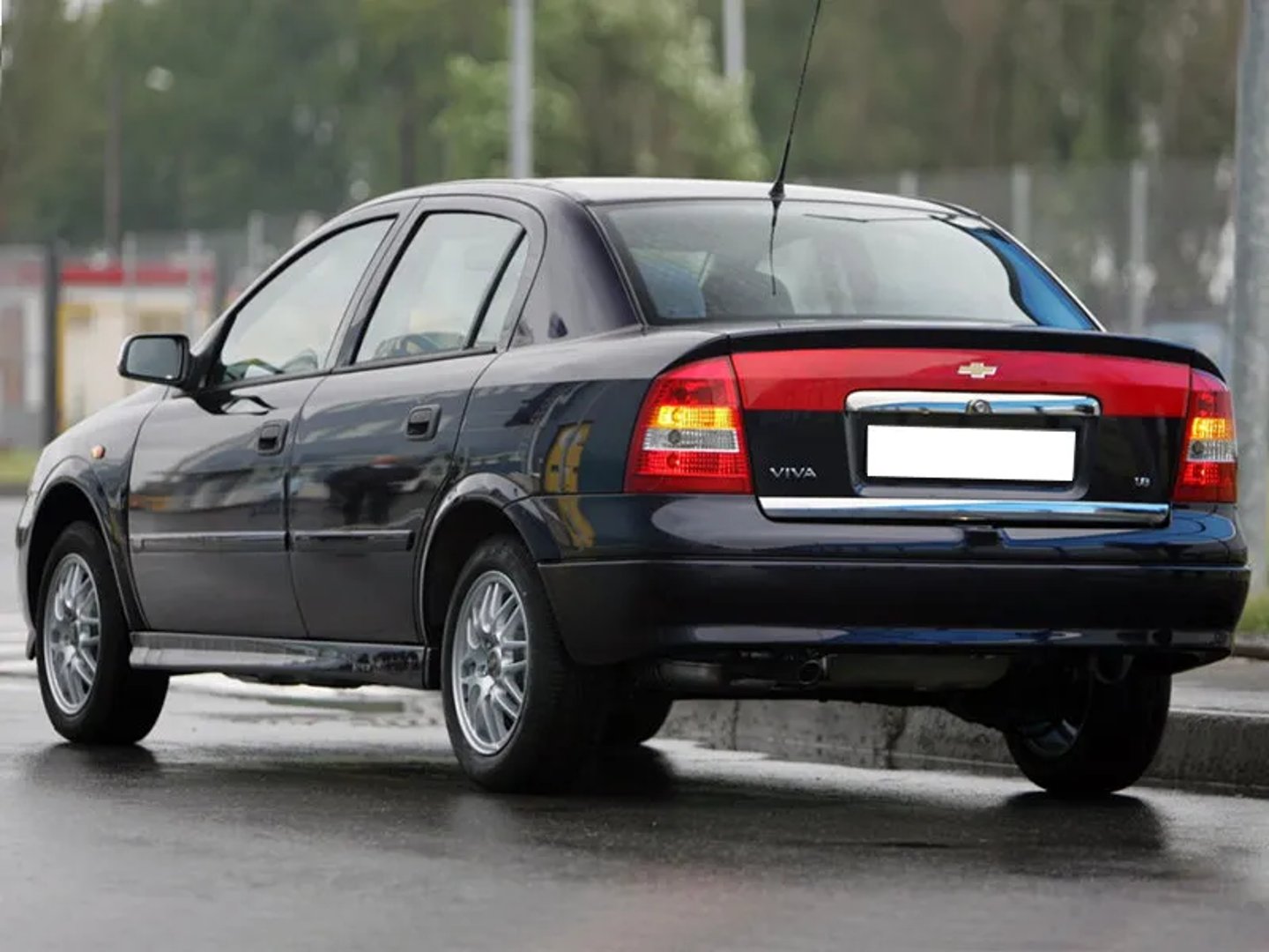 Chevrolet_Viva_1_generation__Sedan__1.jpg