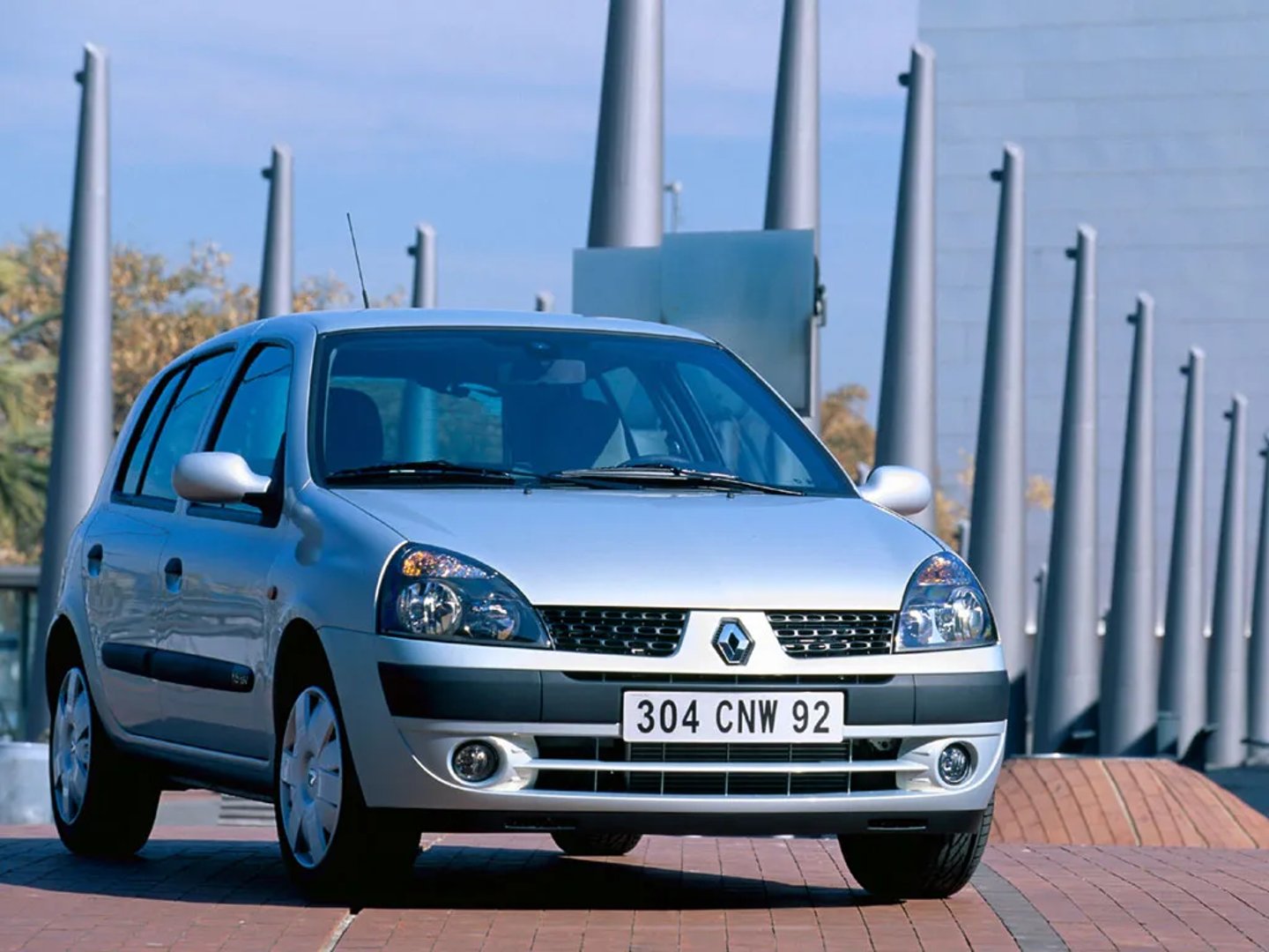 Renault_Clio_2_generation_restyling__Mini_5-doors__7.jpg