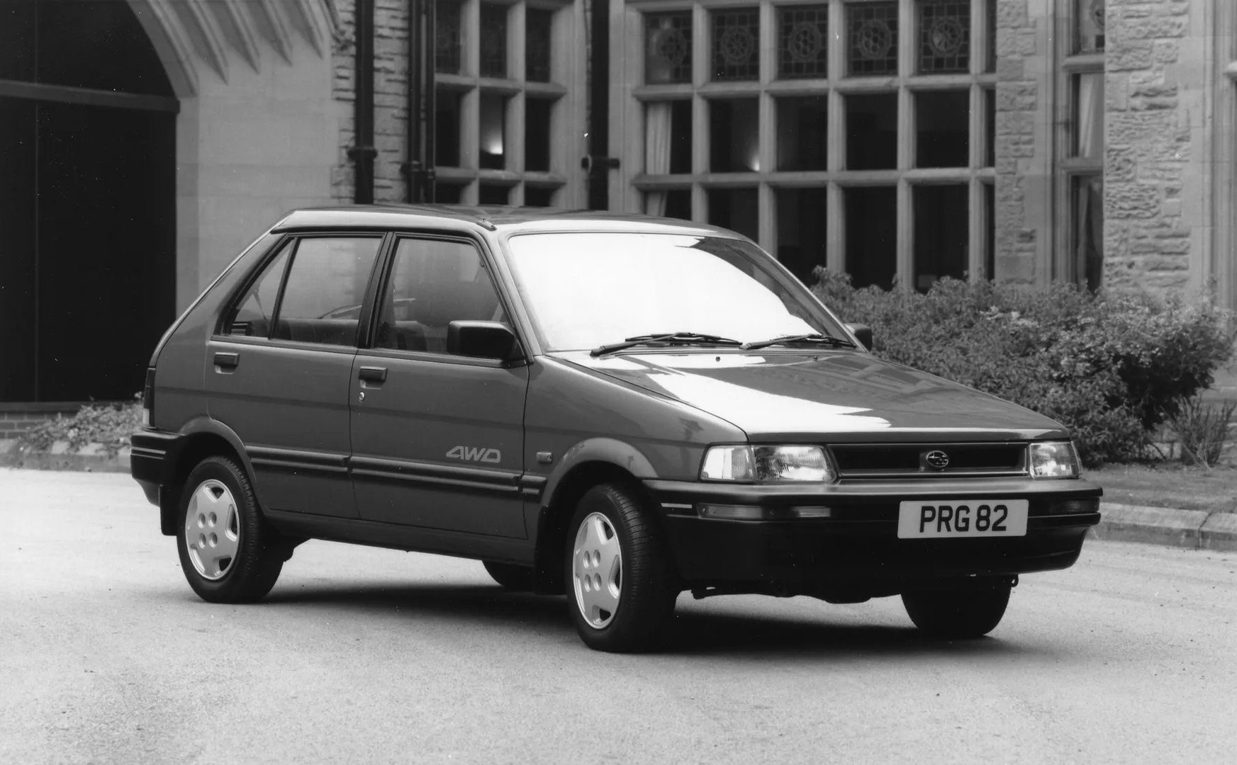 Subaru_Justy_1_generation_restyling__Mini_5-doors__3.jpg
