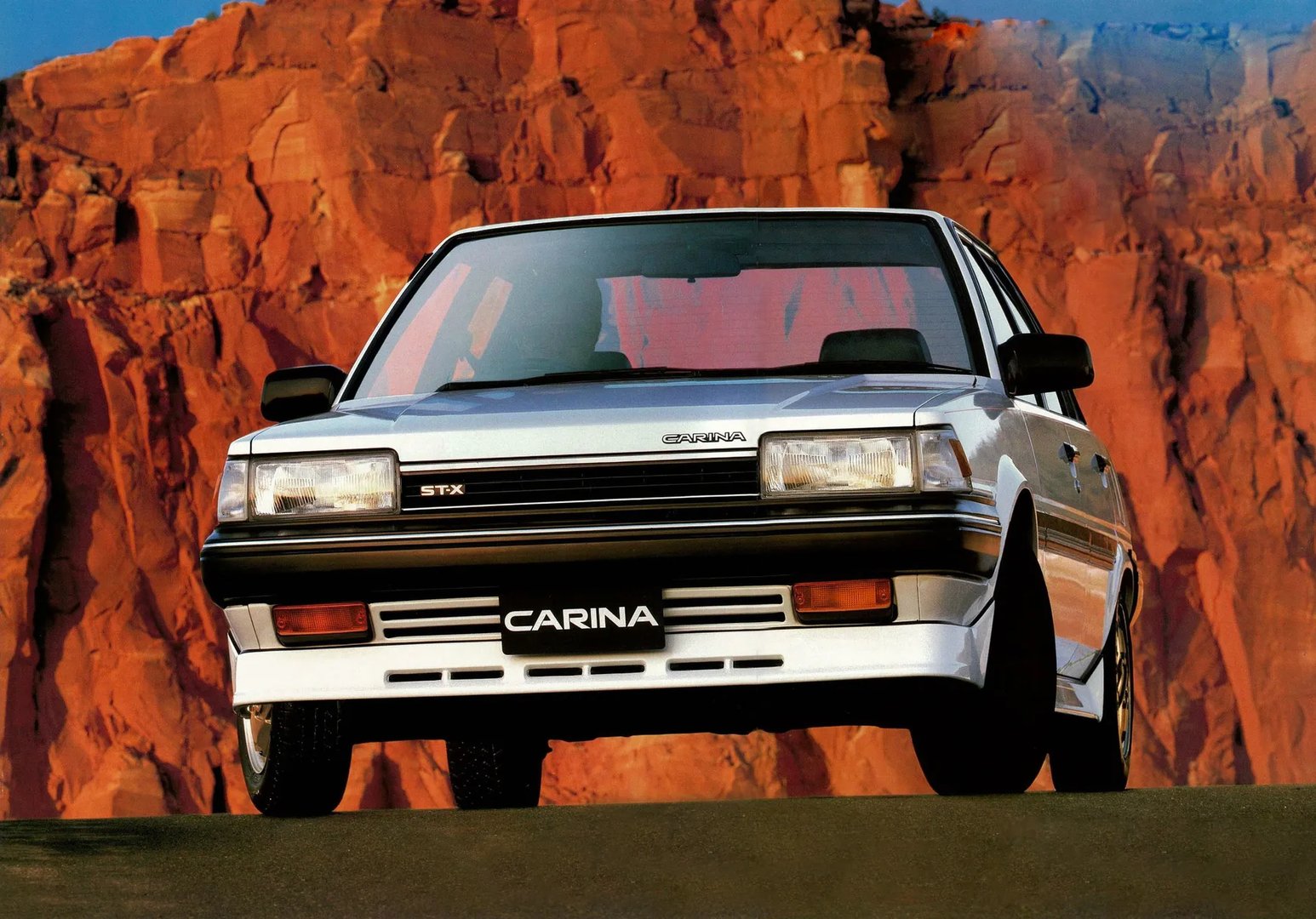 Toyota_Carina_4_generation__Sedan__10.jpg