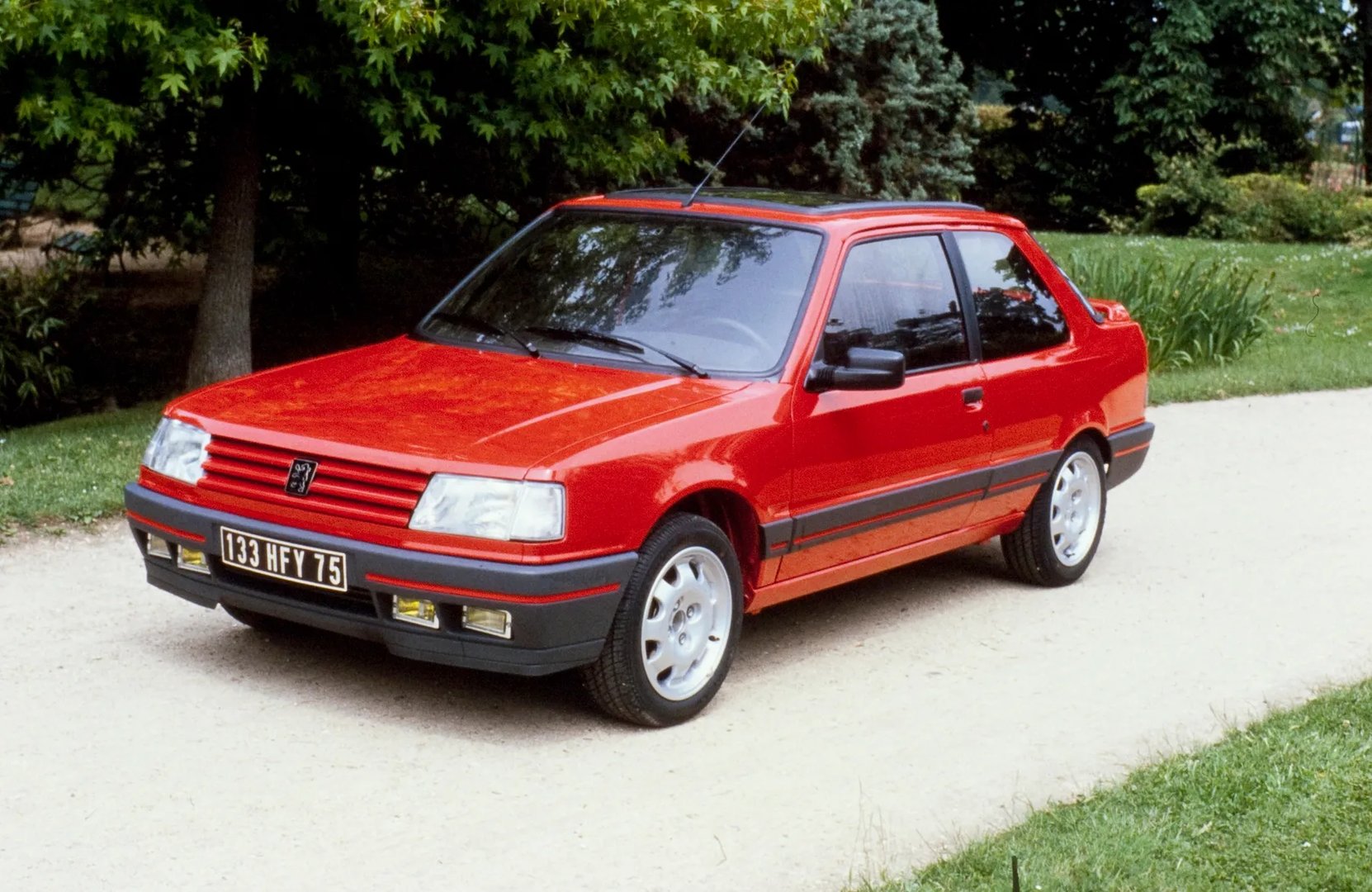Peugeot_309_1_generation_restyling__Mini_3-doors__1.jpg