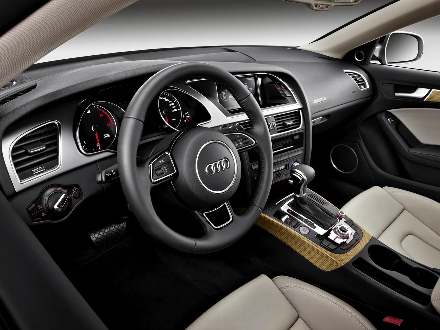 Audi_A5_1_generation_restyling__Liftback__13.jpg