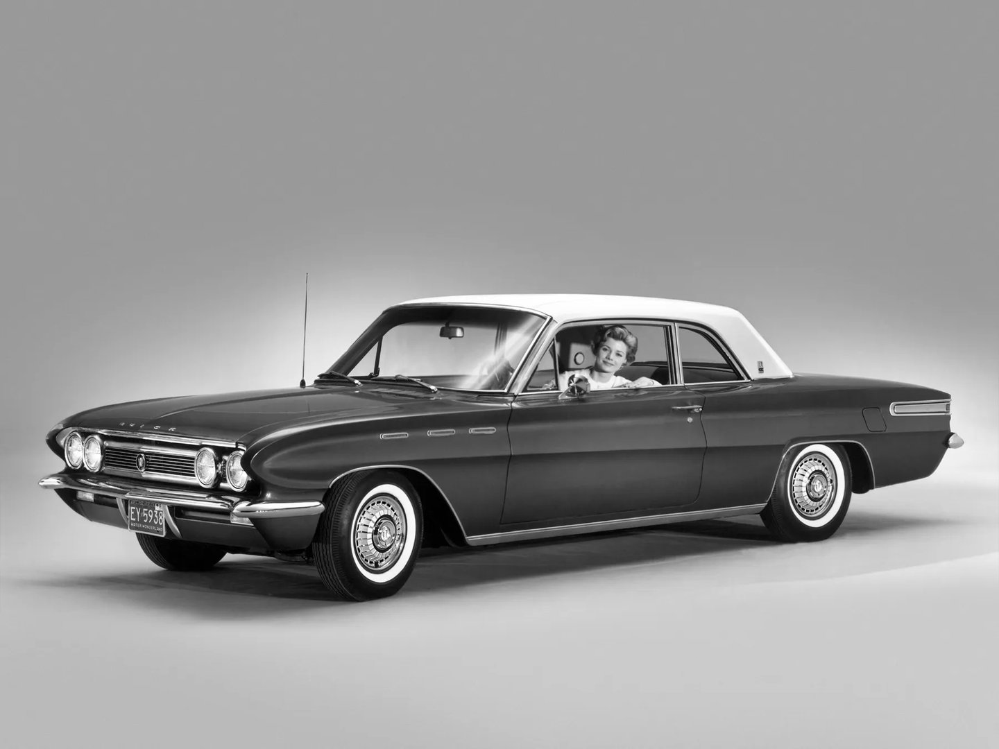 Buick_Skylark_2_generation__Coupe__3.jpg