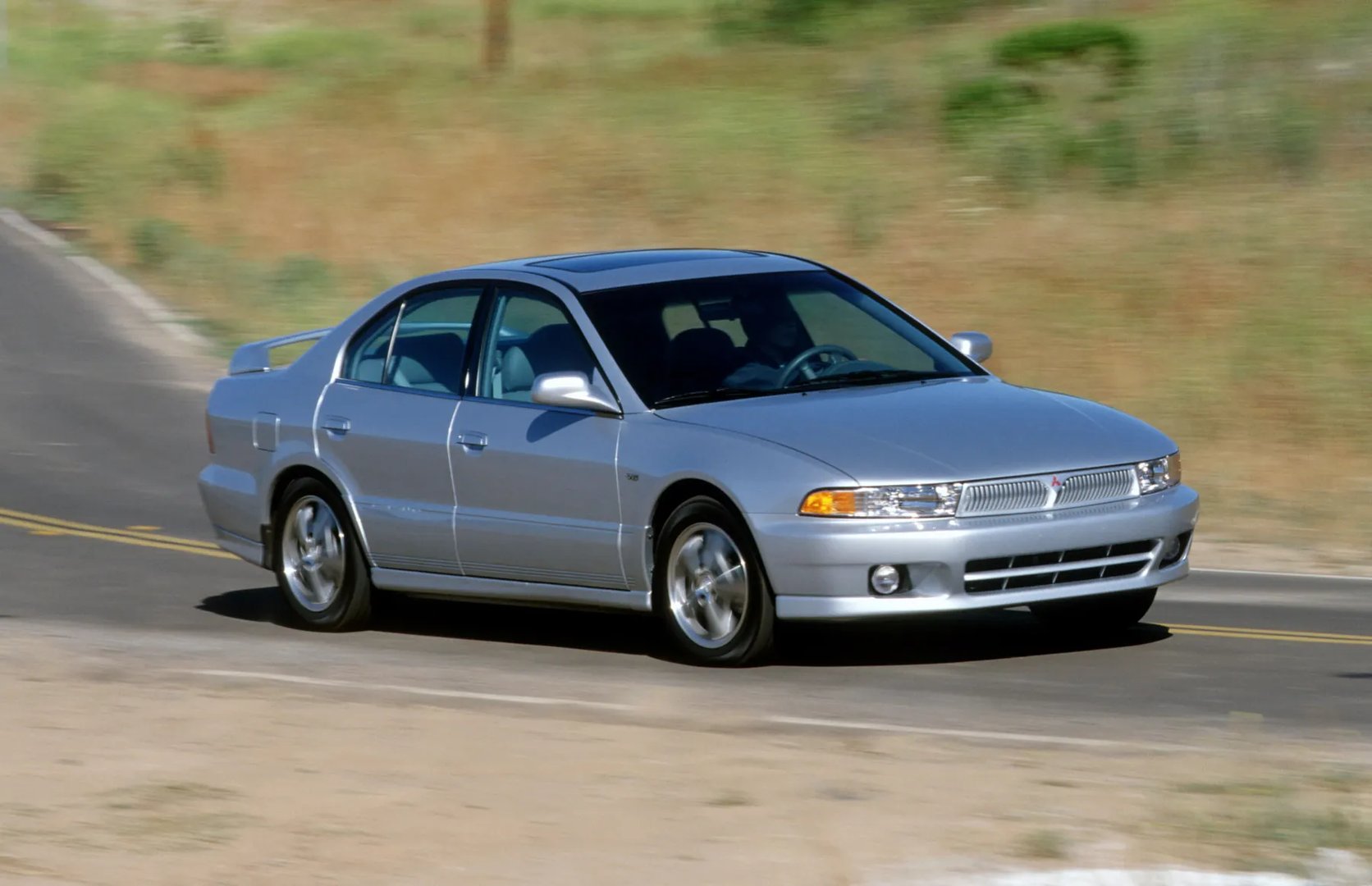 Mitsubishi_Galant_8_generation_restyling__Sedan__1.jpg