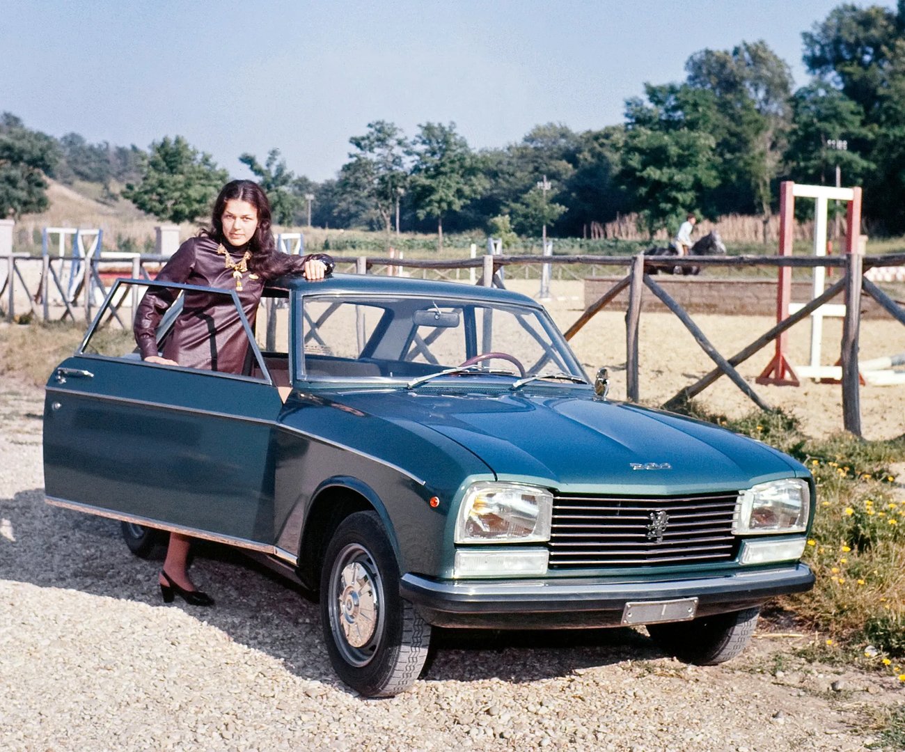 Peugeot_304_1_generation__Mini_3-doors__3.jpg