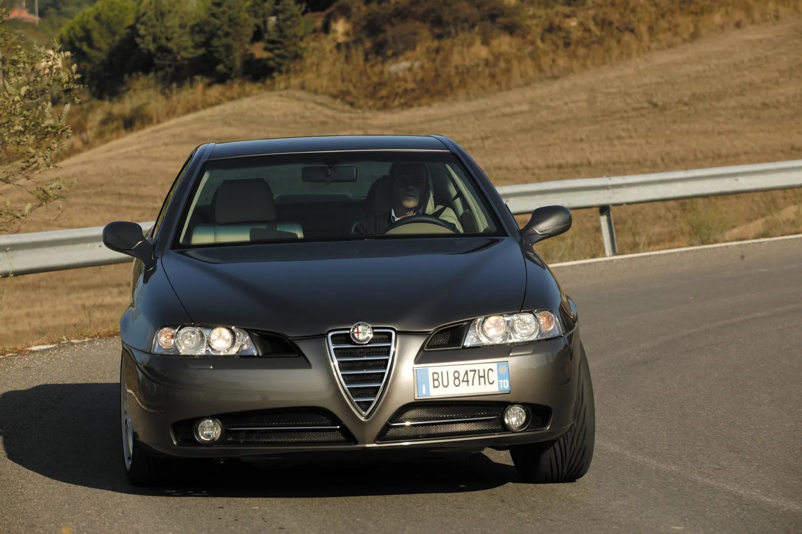 Alfa Romeo_166_1_generation_restyling__Sedan__7.jpg