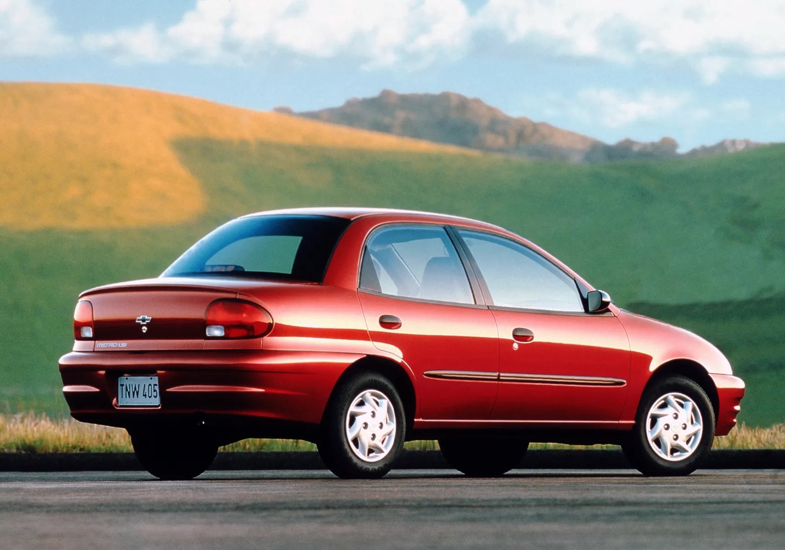 Chevrolet_Metro_1_generation__Sedan__1.jpg