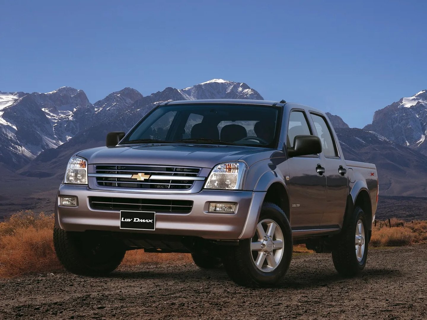 Chevrolet_LUV_D-MAX_1_generation__Pickup_double-cab__4.jpg