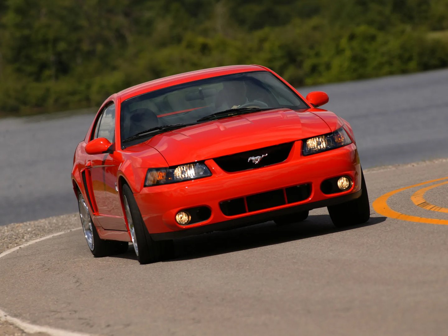Ford_Mustang_4_generation_restyling__Coupe__1.jpg