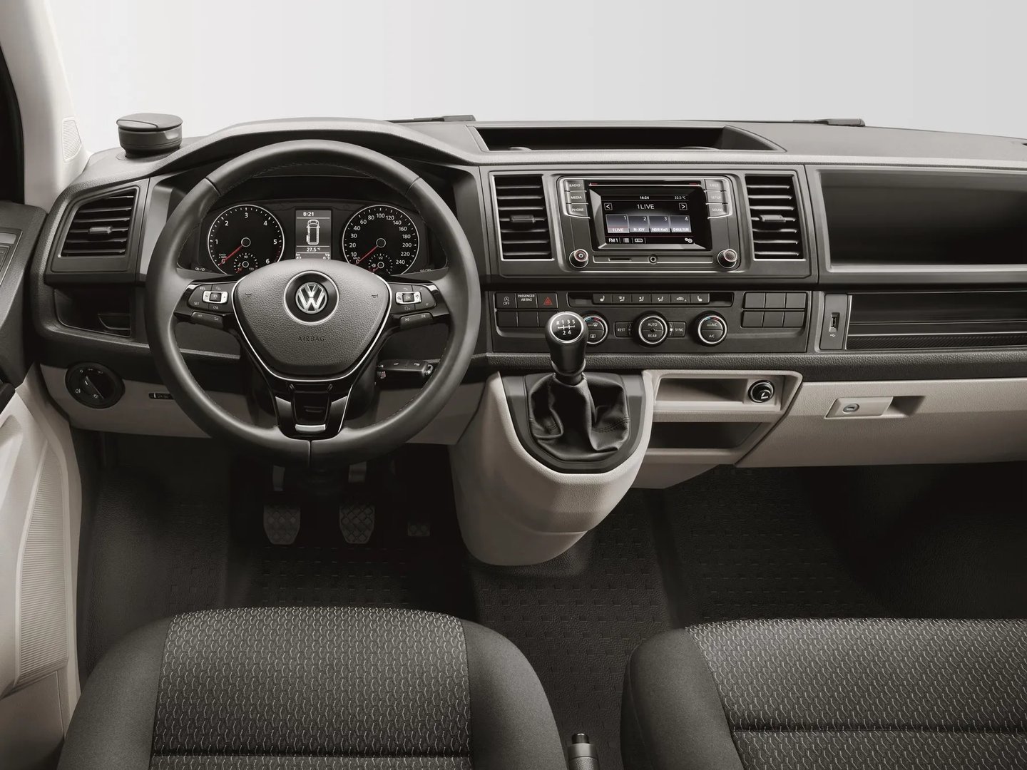 Volkswagen_Caravelle_6_generation__Minivan__10.jpg