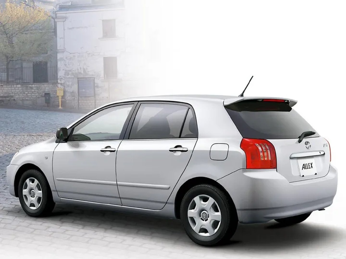 Toyota_Corolla_Run-X_1_generation_restyling__Hatchback_5-door__1.jpg