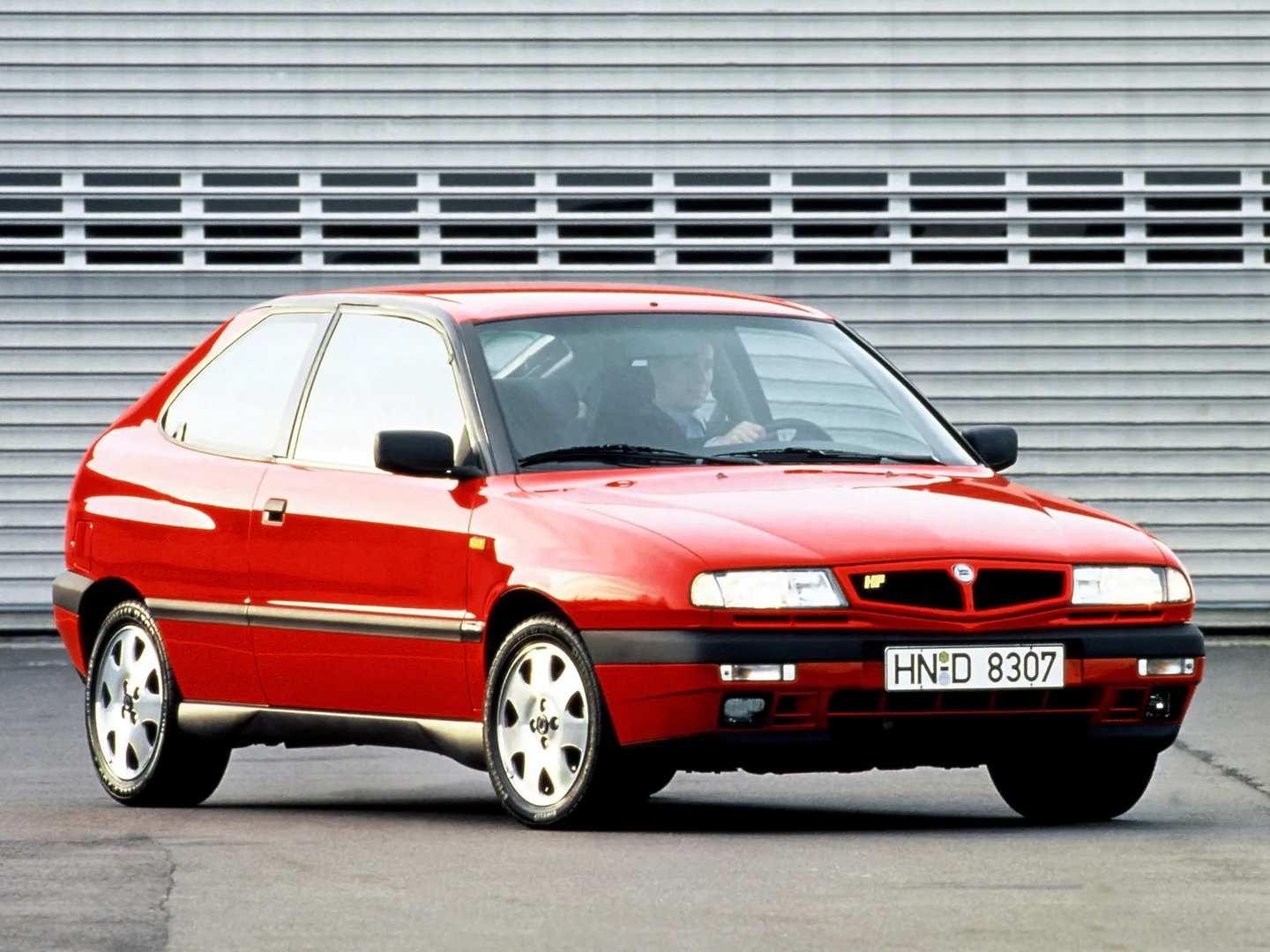 Lancia_Delta_2_generation__Mini_3-doors__1.jpg