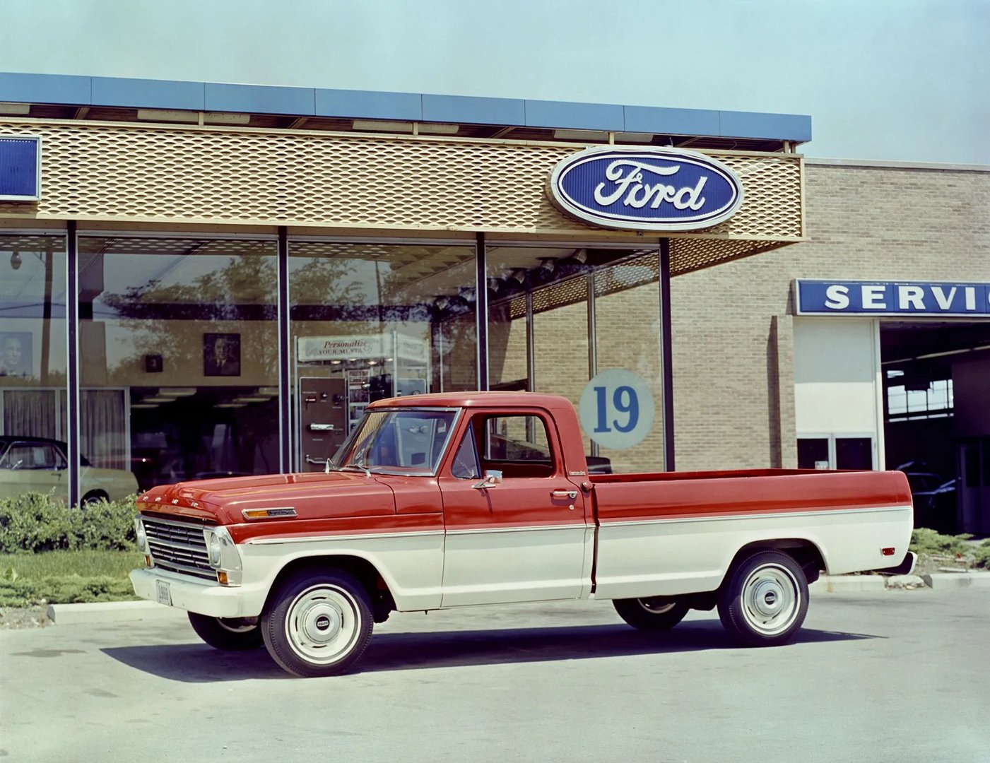 Ford_F-150_5_generation__Pickup_single-cab__3.jpg
