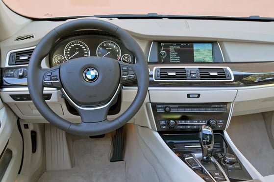 BMW_5_series_6_generation__Liftback__7.jpg