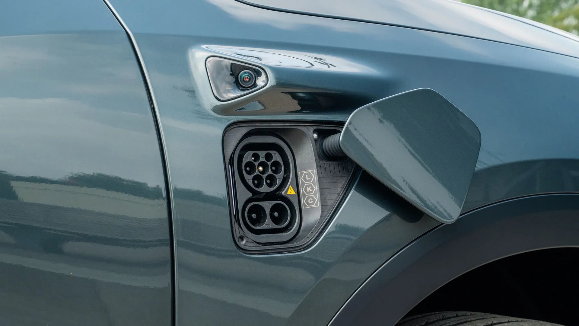 nio_EL8_1_generation__SUV_5-doors__9.jpg